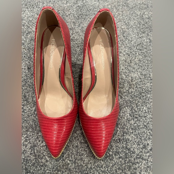BCBGeneration Pink Heels - Picture 1 of 4